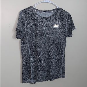 NIKE GYM SHIRT